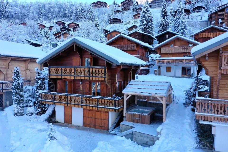 Chalet Individuel 8 Pers A Chatel Porte Du Soleil Avec Jacuzzi Exterieur Luaran gambar